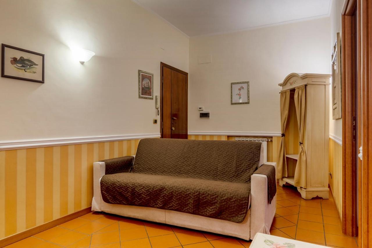 San Pietro Cozy Apartment With Terrace! Rome Buitenkant foto